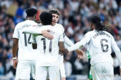 皇马一周3场0胜，凌晨1：1爆冷平赫罗纳，落后巴萨6分无缘争冠