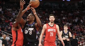 杜兰特18+12马尔卡宁29分 火箭大胜爵士