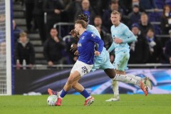 争冠悬了！瓜迪奥拉亲口承认对阵西汉姆布阵失误，曼城追赶难度再升级