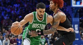 塔图姆&布朗同砍25+7马克西31分 绿军胜76人总分2-1领先