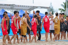 体坛联播｜皇马赢球先赛落后6分，切尔西遭遇联赛5连败