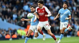 天王山大战后展望争冠形势：曼城虽占先机，枪手两大利好让冠军悬念犹存