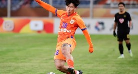 谢文能在3月29日晚上20点官宣留洋！德甲多特成功引进他入队，却被辟谣是假消息