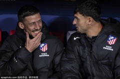 零封神组合！维维安+帕雷德斯让竞技防线固若金汤，连续两场零失球创佳绩