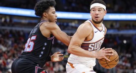 塞克斯顿18+10布克30分 公牛不敌太阳7连败