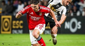 穆里尼奥葡超14场不败！本菲卡读秒2-1绝杀，狂人再现神换人，冲击三冠王