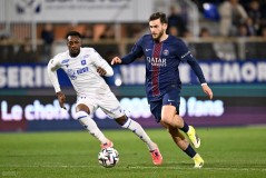 1-0，金球奖先生发威，巴黎圣日耳曼5连胜，暂时坐上法甲榜首宝座