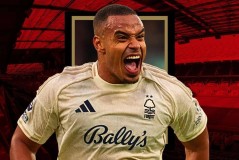 曼联1亿中卫组合只搭档8分钟，从轮着伤到一起伤！或签森林解围王替代