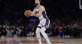 Shams：小萨博尼斯接受左膝半月板修复手术 本赛季报销