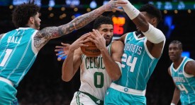 布朗35分塔图姆23分 凯尔特人击败黄蜂4连胜