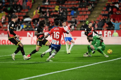 西甲德比！西班牙人主场破7场不胜魔咒？赫罗纳残阵死磕