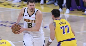 西部排位大战争夺惨烈 湖人领跑火箭形势堪忧