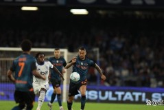 一场沉闷平局的背后，是孔蒂更衣室里真正的难题