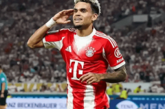 4:3！德甲巨人慧眼识珠，2大强援绝境爆发，拜仁胜宿敌挺进欧冠四强！