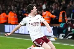 20完胜！巴萨巩固榜首，阿森纳开局佳，巴黎欧冠表现待察