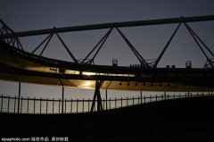 化挫折为燃料：阿尔特塔与拉亚呼吁阿森纳从杯赛失利中汲取力量，里斯本迎来自我救赎之夜