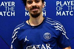 皇马中场引援三线齐推：巴黎大师是一选，罗德里B计划回购新星