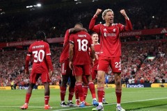 利物浦重磅：彻底更新右路，德甲过人王+荷兰铁卫，要价1.25亿欧