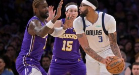 浓眉复出战旧主满是心酸 如今湖侠处境已天壤之别