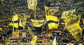 德甲 | 0.3人的差距：多特蒙德“黄墙”为何被欧足联贴上不合格标签？