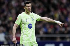 拜仁欧冠主场不败传奇：37场不败背后的战术与精神