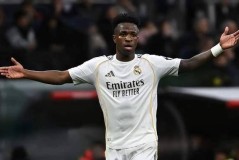 凌晨1点30皇马开球：双杀对手+西甲9连赢姆巴佩冲40球