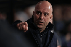 卡拉格最新点评斯洛特：若无缘欧冠，帅位将面临严峻考验