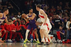 布克25分格林20分巴恩斯17分 太阳大胜猛龙