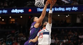 三球37+8+7克尼普尔28分 黄蜂击败奇才