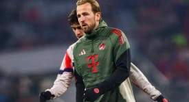 凯恩双响加持18岁新星传射，拜仁总比分10-2完胜意甲劲旅挺进欧冠8强