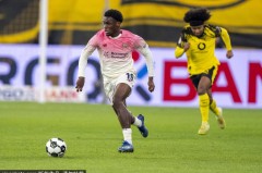 施洛特贝克转会动态：利物浦放弃追逐，德甲后卫未来何去何从？