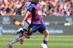 女足欧冠的巅峰对决：巴萨6-0大胜皇马，诺坎普见证历史时刻！