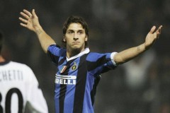 阿莱格里急需伊布式前锋救场，米兰锋线疲软难撑大局