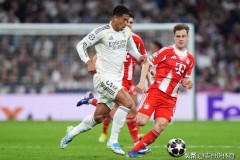 欧冠豪门对决！拜仁2-1皇马，获晋级四强主动权，凯恩姆巴佩进球