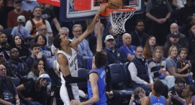 亚历山大34分文班亚马17+7 雷霆击败马刺4连胜