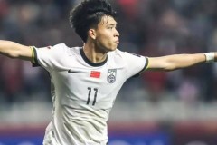 有追求！拒德甲冷板凳选择留守，王钰栋在浙江新战术下苦练射门剑指金靴